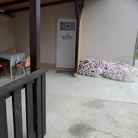 Apartment Tica Lacarak